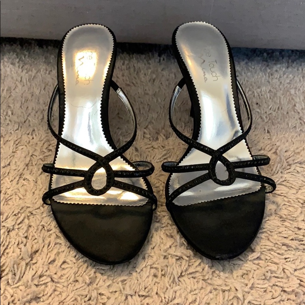 The touch of Nina, Evening heels